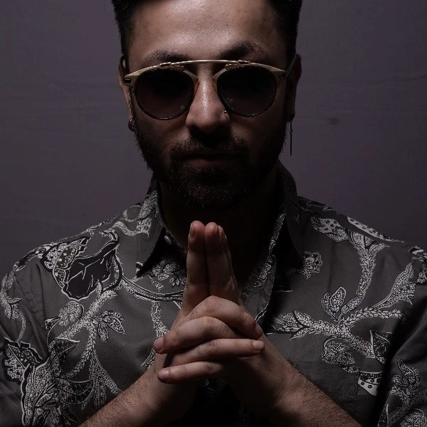 download Labda Phiraan A Bazz mp3 song ringtone, Labda Phiraan A Bazz full album download